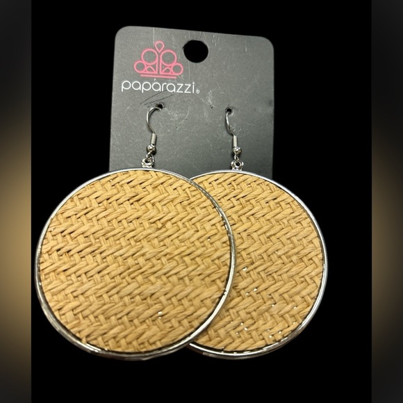 Paparazzi Brown and Cream Necklace with woven Beige Round Earrings, NWT - Picture 3 of 3